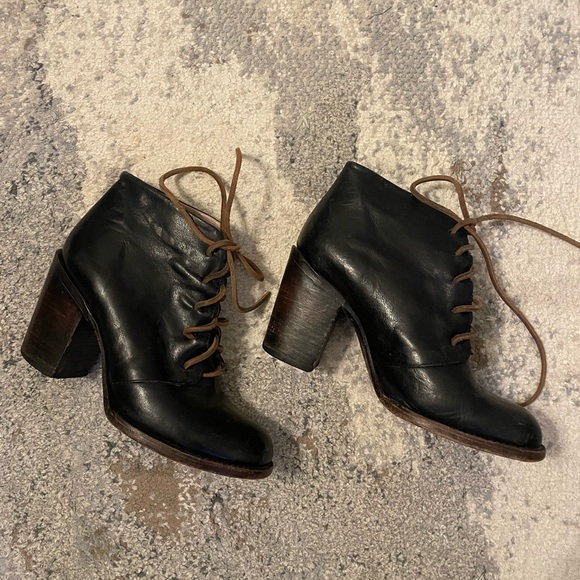 Freebird Black Leather Lace Up Boots - Picture 2 of 5